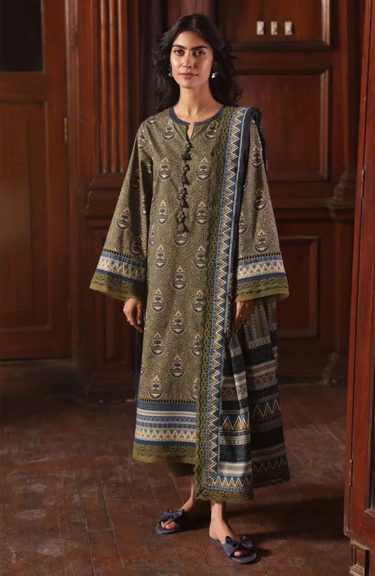 A Summer Tale Woven in Tradition and Color