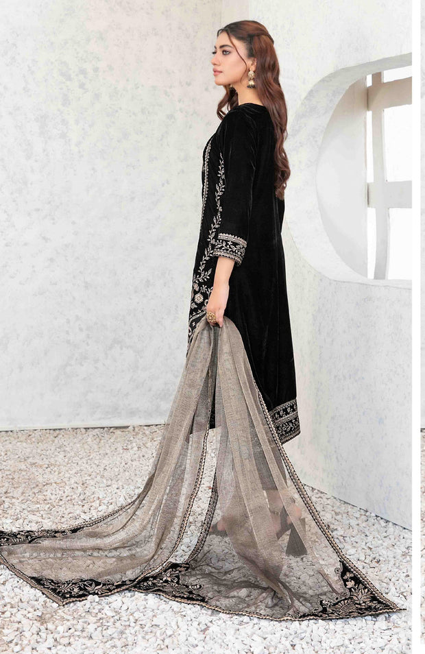 Tawakkalfabrics - VELVET REVERIE BY TAWAKKAL EMBROIDERED SUITS UNSTITCHED 3 PIECE - WINTER COLLECTION - aubranz.com