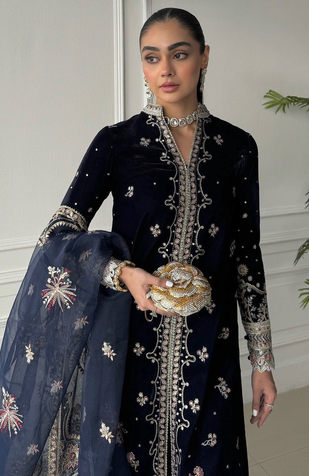 Qalamkar - Qalamkar Embroidered Velvet Suits Unstitched 3 Piece - Winter Collection - aubranz.com