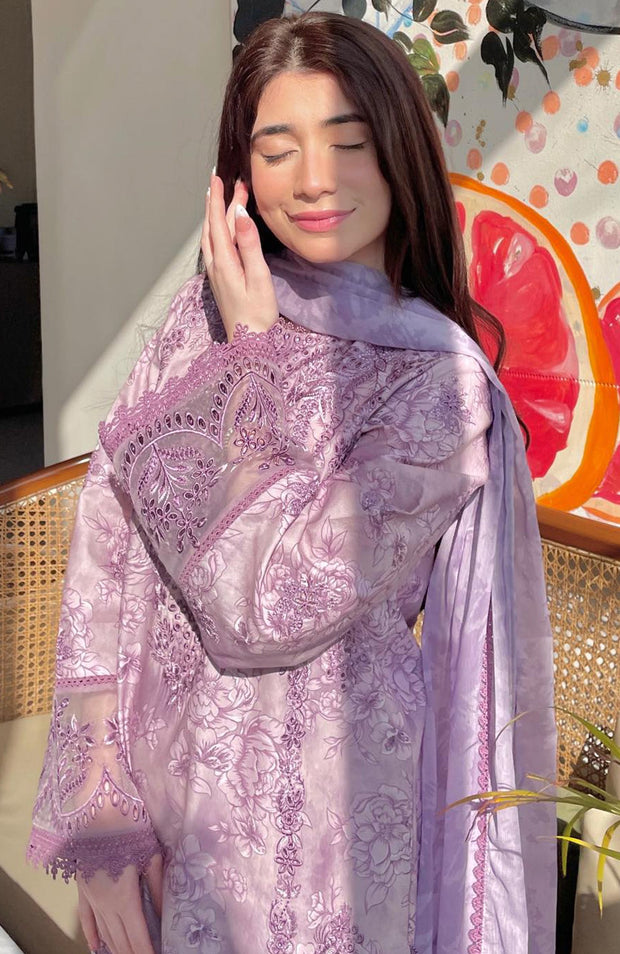 Afrozeh - Floral Charm'25 by Afrozeh Embroidered Lawn Suits Unstitched 3 Piece - Summer Collection - aubranz.com