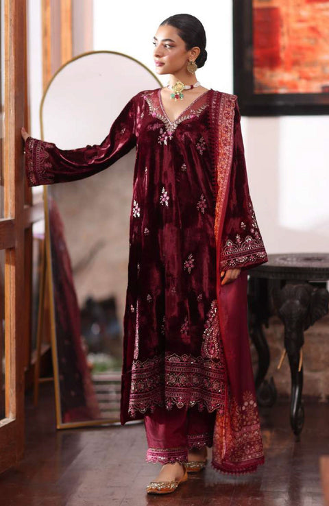 Sadiaasad - SUZAANIKARI WINTER SHAWL'24 BY NOOR BY SAADIA ASAD Embroidered Suits Unstitched 3 Piece - Winter Collection - aubranz.com