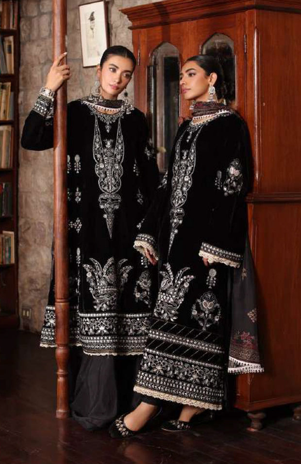 Sadiaasad - SUZAANIKARI WINTER SHAWL'24 BY NOOR BY SAADIA ASAD Embroidered Suits Unstitched 3 Piece - Winter Collection - aubranz.com