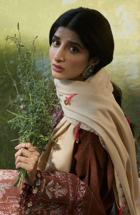 Zaha - ZAHA WINTER COLLECTION'24 EMBROIDERED SUITS UNSTITCHED 3 PIECE- WINTER COLLECTION' - aubranz.com