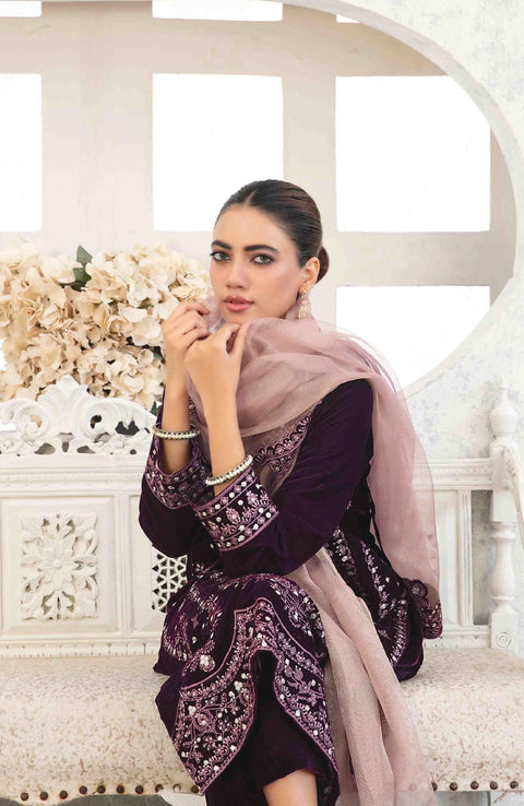 Tawakkalfabrics - VELVET REVERIE BY TAWAKKAL EMBROIDERED SUITS UNSTITCHED 3 PIECE - WINTER COLLECTION - aubranz.com