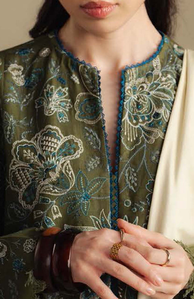Zara_Shahjahan - COCO WINTER'25 BY ZARA SHAHJAHAN EMBROIDERED KHADDAR SUITS UNSTITCHED 3 PIECE - WINTER COLLECTION - aubranz.com