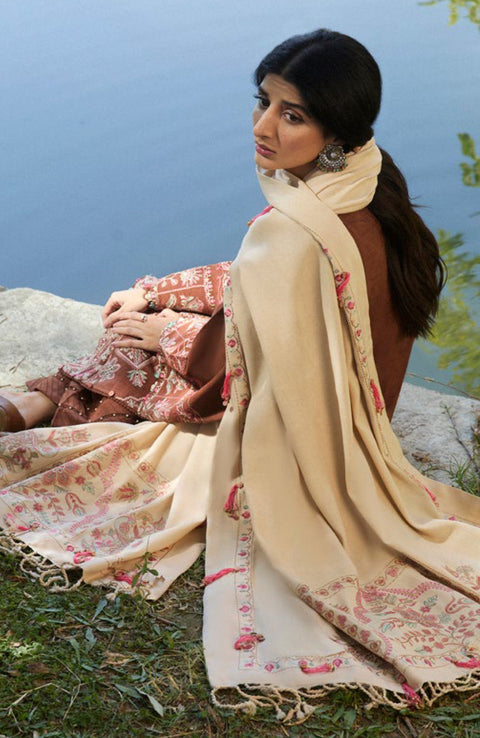 Zaha - ZAHA WINTER COLLECTION'24 EMBROIDERED SUITS UNSTITCHED 3 PIECE- WINTER COLLECTION' - aubranz.com