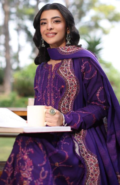 Sadiaasad - SUZAANIKARI WINTER SHAWL'24 BY NOOR BY SAADIA ASAD Embroidered Suits Unstitched 3 Piece - Winter Collection - aubranz.com