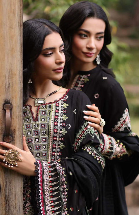Sadiaasad - SUZAANIKARI WINTER SHAWL'24 BY NOOR BY SAADIA ASAD Embroidered Suits Unstitched 3 Piece - Winter Collection - aubranz.com