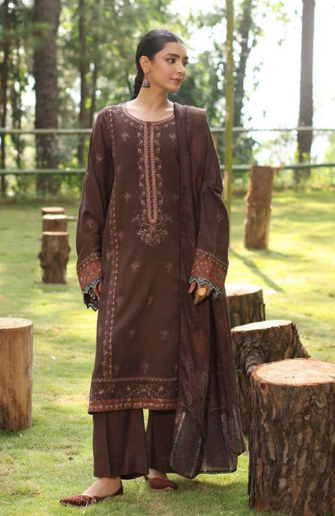 Sadiaasad - SUZAANIKARI WINTER SHAWL'24 BY NOOR BY SAADIA ASAD Embroidered Suits Unstitched 3 Piece - Winter Collection - aubranz.com