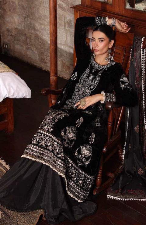 Sadiaasad - SUZAANIKARI WINTER SHAWL'24 BY NOOR BY SAADIA ASAD Embroidered Suits Unstitched 3 Piece - Winter Collection - aubranz.com