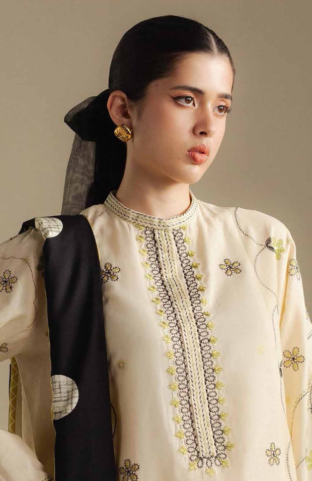 Zara_Shahjahan - COCO WINTER'25 BY ZARA SHAHJAHAN EMBROIDERED KHADDAR SUITS UNSTITCHED 3 PIECE - WINTER COLLECTION - aubranz.com
