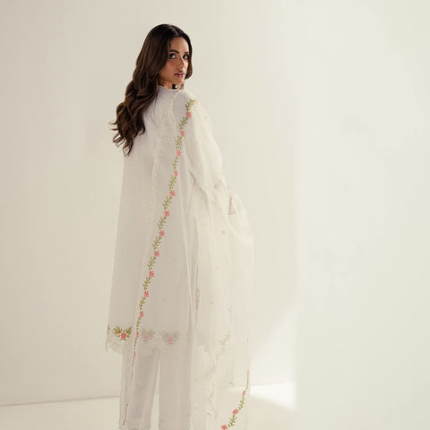 Guzel Luxury Bridal White Kurta with Pearl & Thread Work aubranz.com